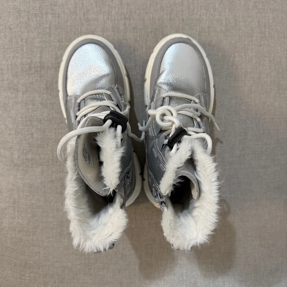 SOREL | Youth Explorer III Lace Waterproof boots